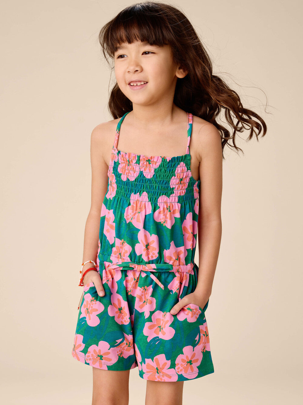 TEA COLLECTION NIÑA ROMPER SMOCKED STRAPPY BOLD HIBISCUS