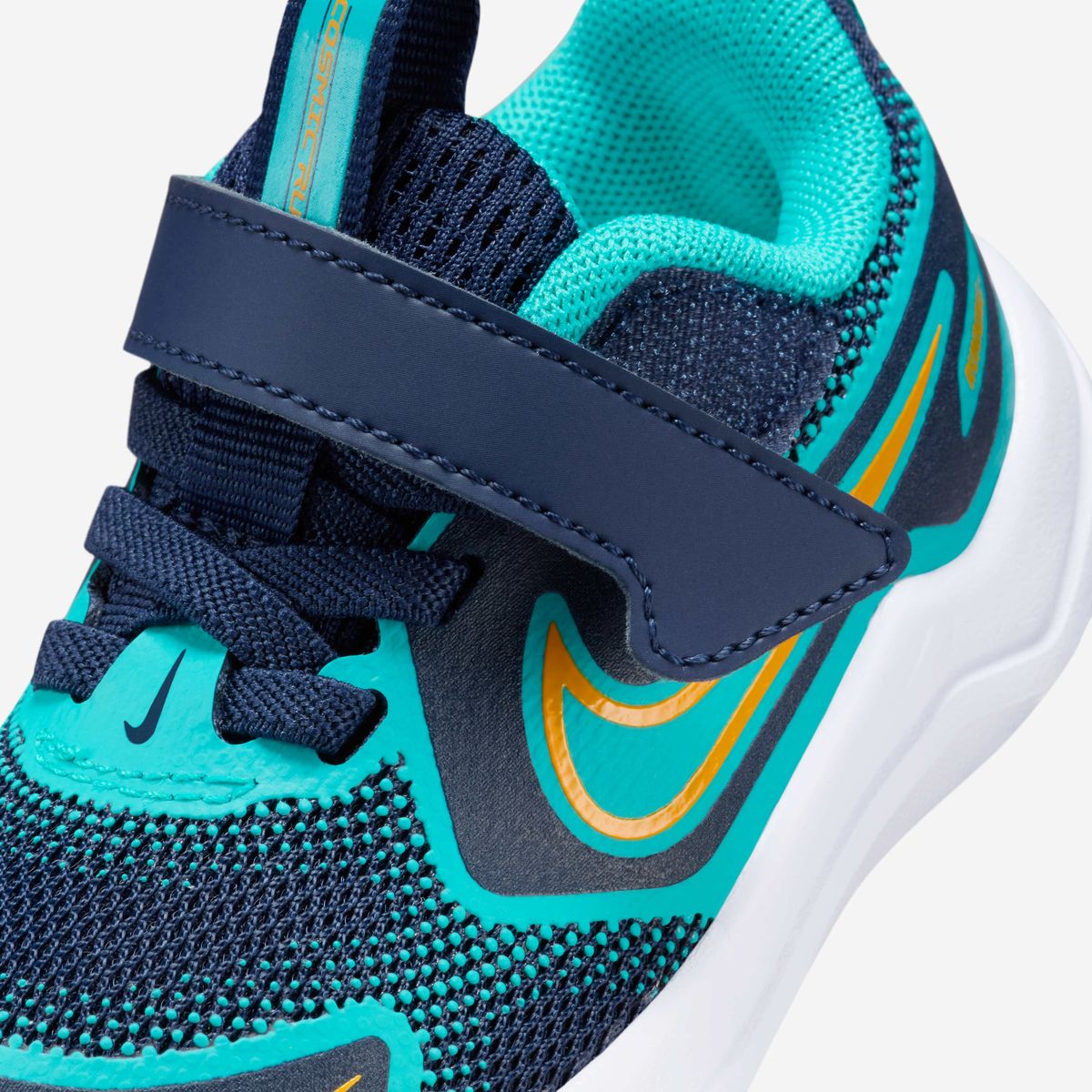 Nike Niño Zapatilla Cosmic Runner Td Mid | Poppys Panama – Poppy's