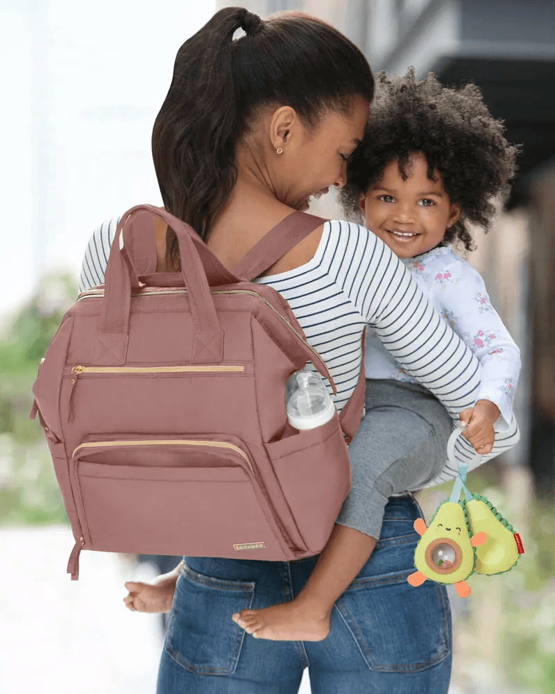 SKIP HOP BOLSA PAÑALERA MAINFRAME GRANDE OUVERTURE ROSA