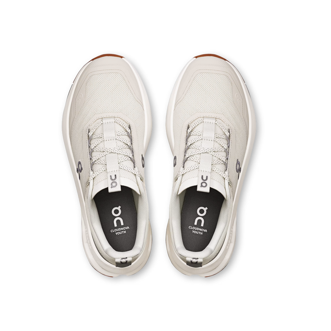 ON NIÑO ZAPATILLA CLOUDNOVA YOUTH IVORY/APOLLO