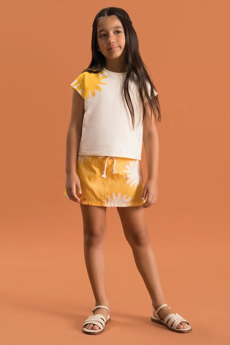 BUGBEE NIÑA CONJ. DE SHORT AMARILLO
