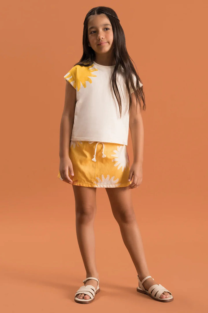 BUGBEE NIÑA CONJ. DE SHORT AMARILLO