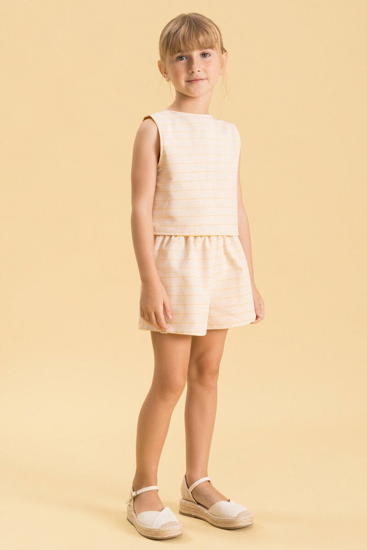 BUGBEE NIÑA CONJ. DE SHORT NARANJA