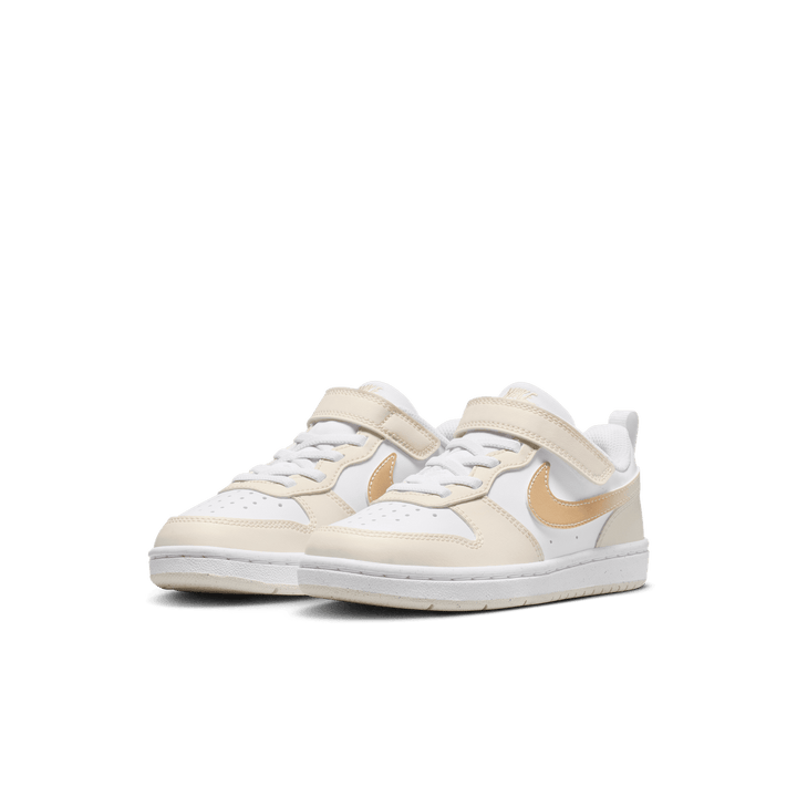 NIKE NIÑO ZAPATILLA COURT BOROUGH LOW BBALL BPV WHT/SHIMMER/CHALK