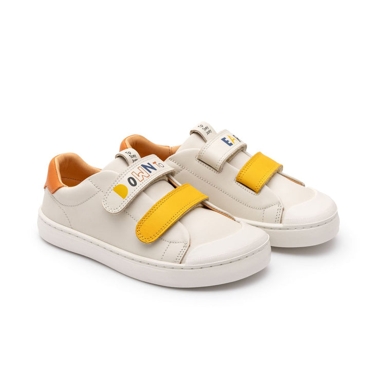 TIP TOEY JOEY NIÑO ZAPATILLA RAMP DOWN TO EARTH TAPIOCA/ CAJA/ TANGERINE