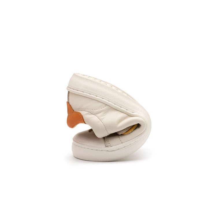 TIP TOEY JOEY NIÑO ZAPATILLA RAMP DOWN TO EARTH TAPIOCA/ CAJA/ TANGERINE