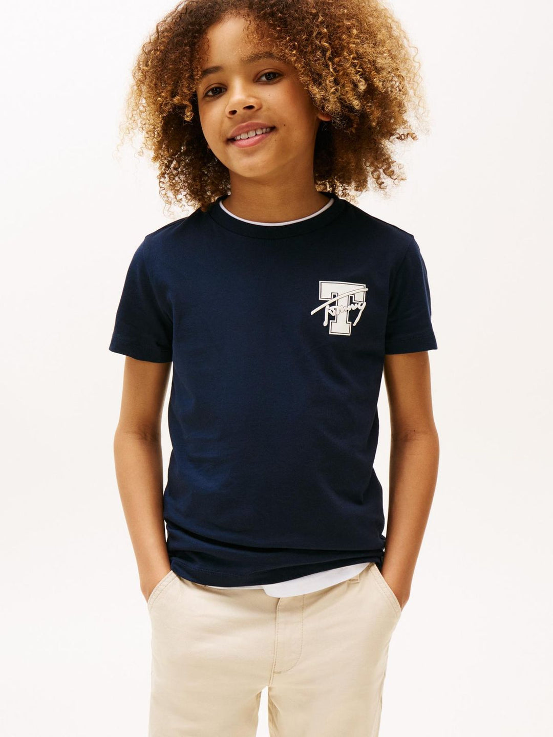 TOMMY HILFIGER NIÑO TSHIRT VARSITY GRAPHIC DARK NIGHT NAVY