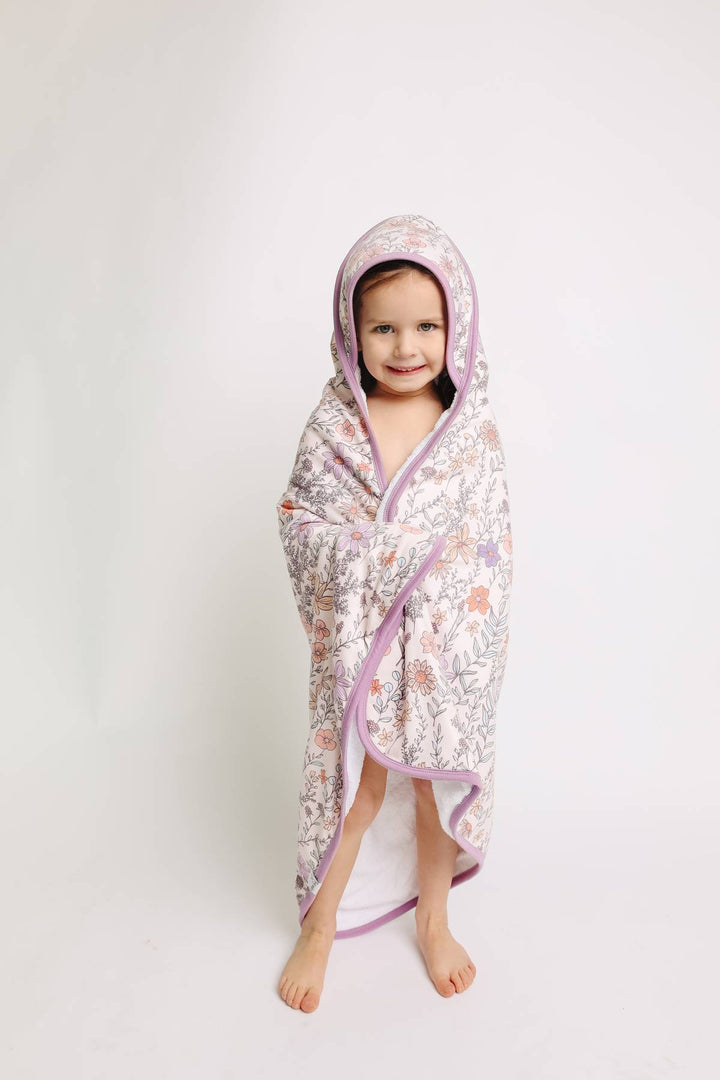 COPPER PEARL BEBE NIÑA TOALLA CON CAPUCHA FLORA PREMIUM