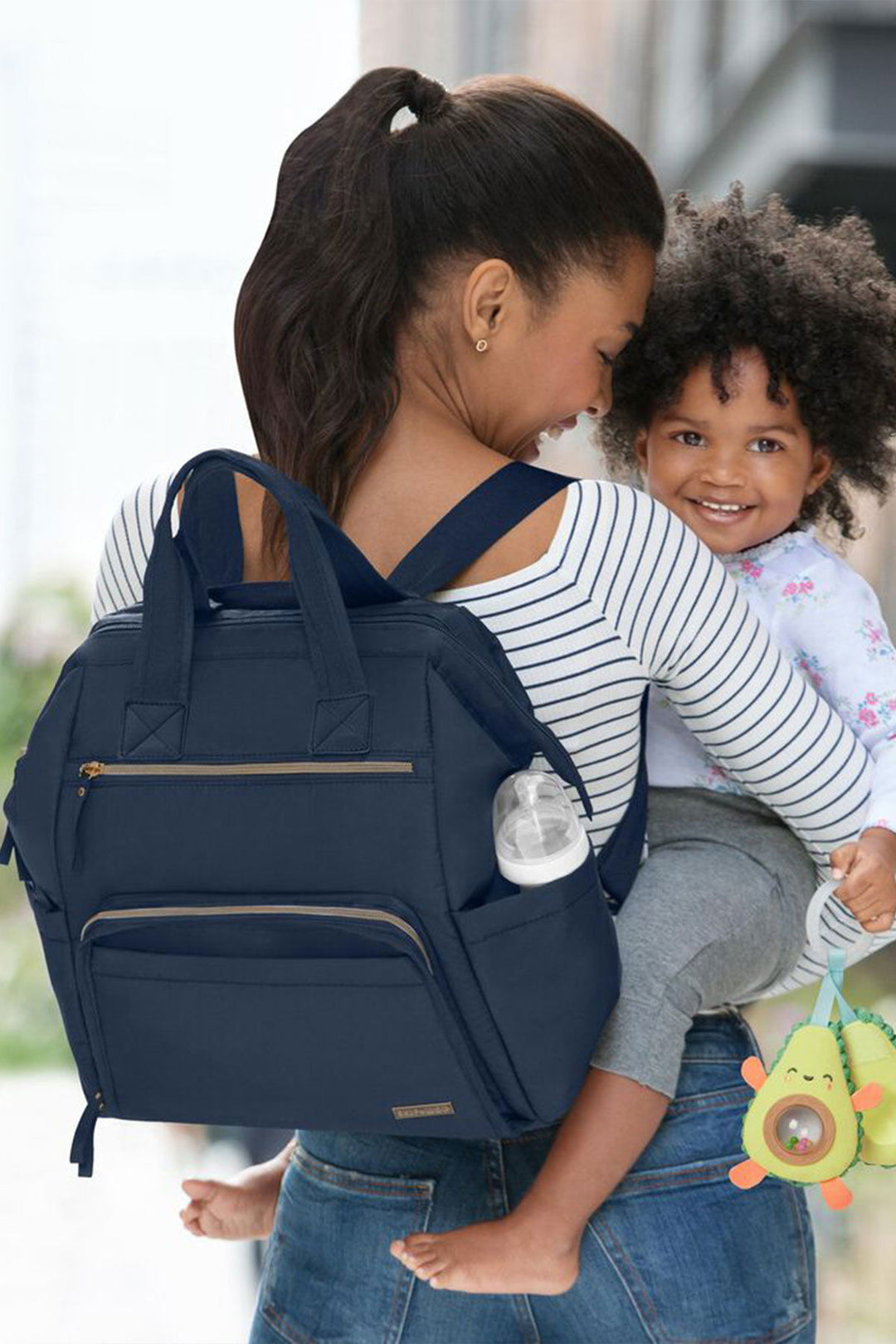SKIP HOP PAÑALERA MAINFRAME WIDE OPEN (AZUL MARINO)