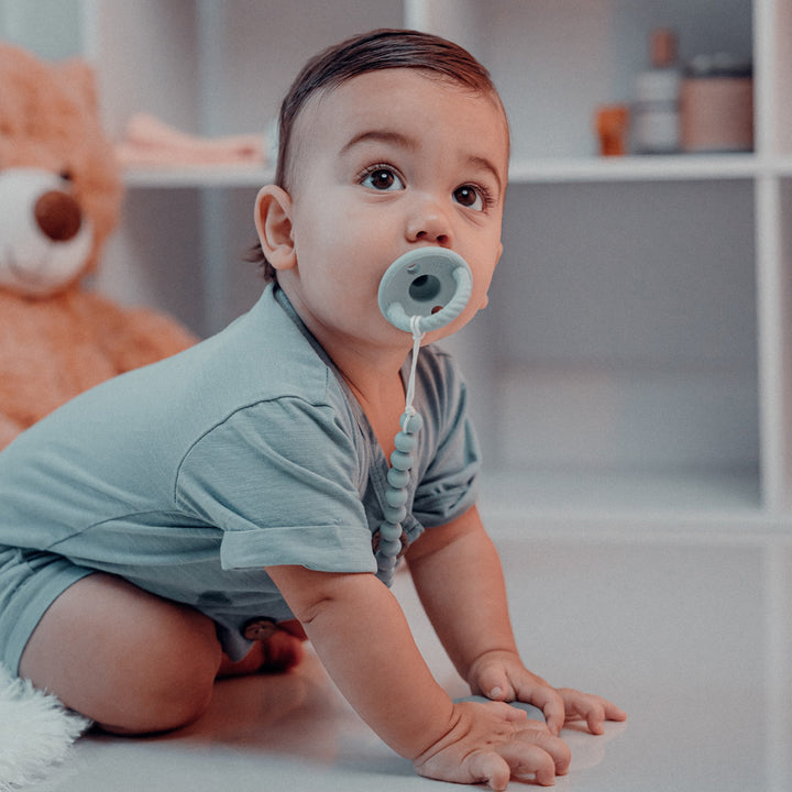 COMFY CUBS CLIP DE CHUPO EARTH GREEN