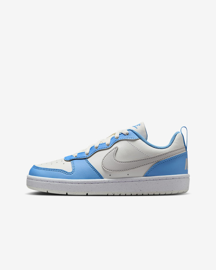 NIKE NIÑO ZAPATILLA CRT BOROUGH LOW RECRAFT BG SKY BLUE/WHT