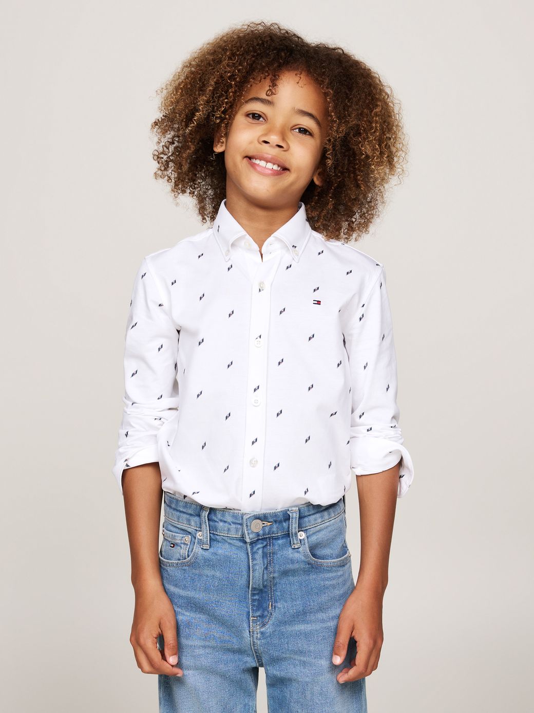 TOMMY HILFIGER NIÑO CAMISA ALLOVER REGULAR BREEZY WHITE