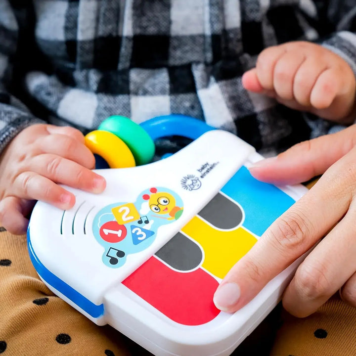Kids II Juguete Petit Piano Musical