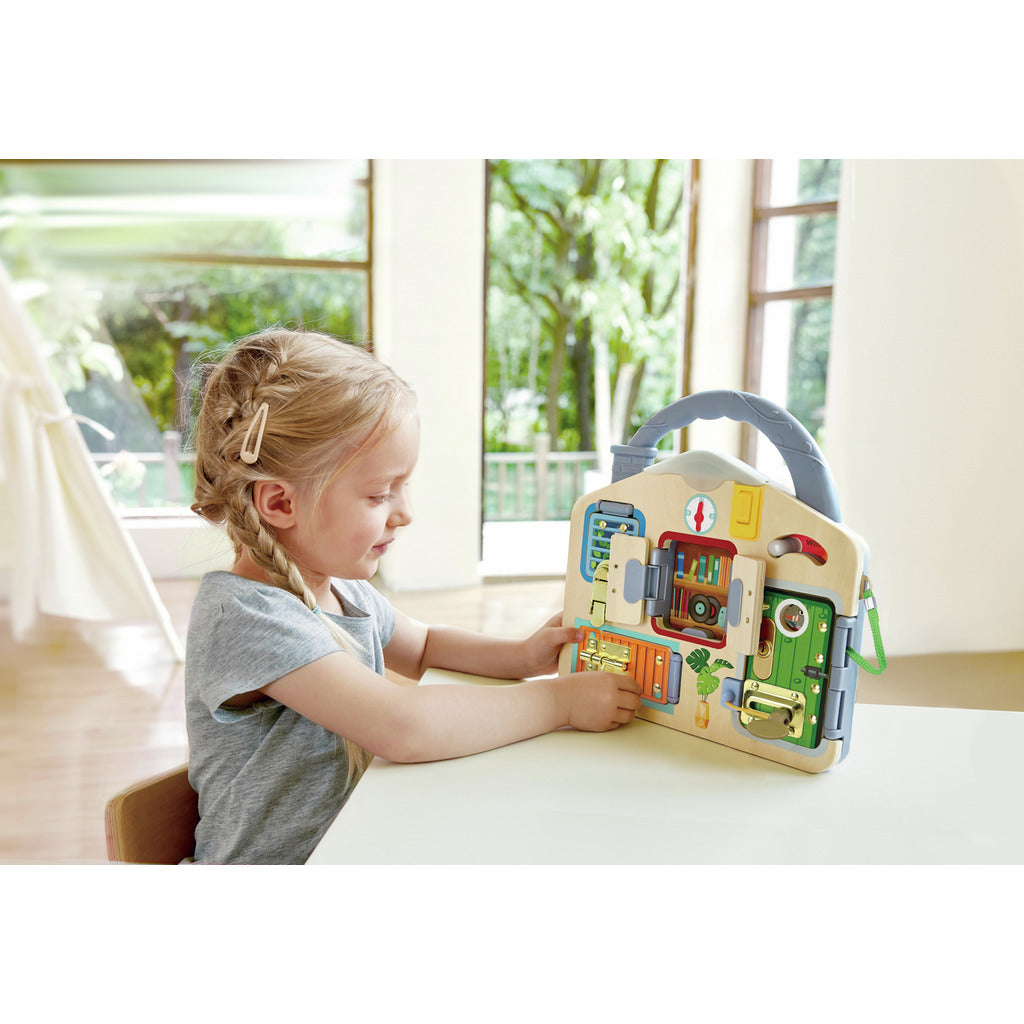 HAPE TABLERO DE JUEGO LOCK & LEARN
