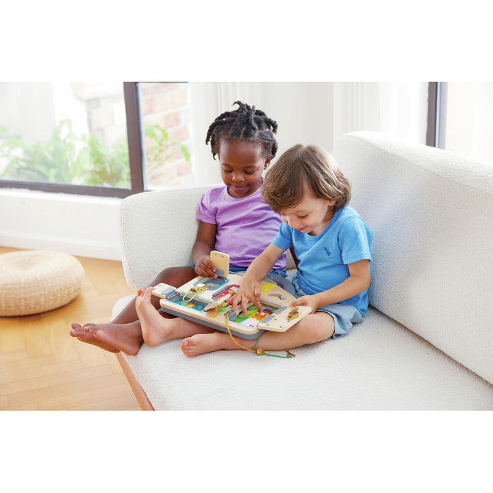 HAPE TABLERO DE JUEGO LOCK & LEARN