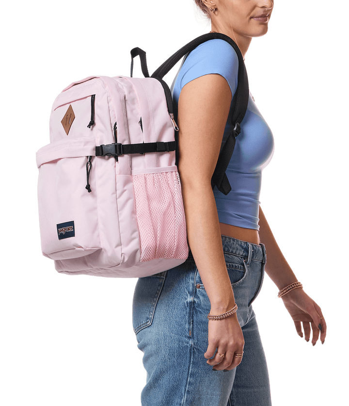 Jansport Main Campus Pink Ice - Model