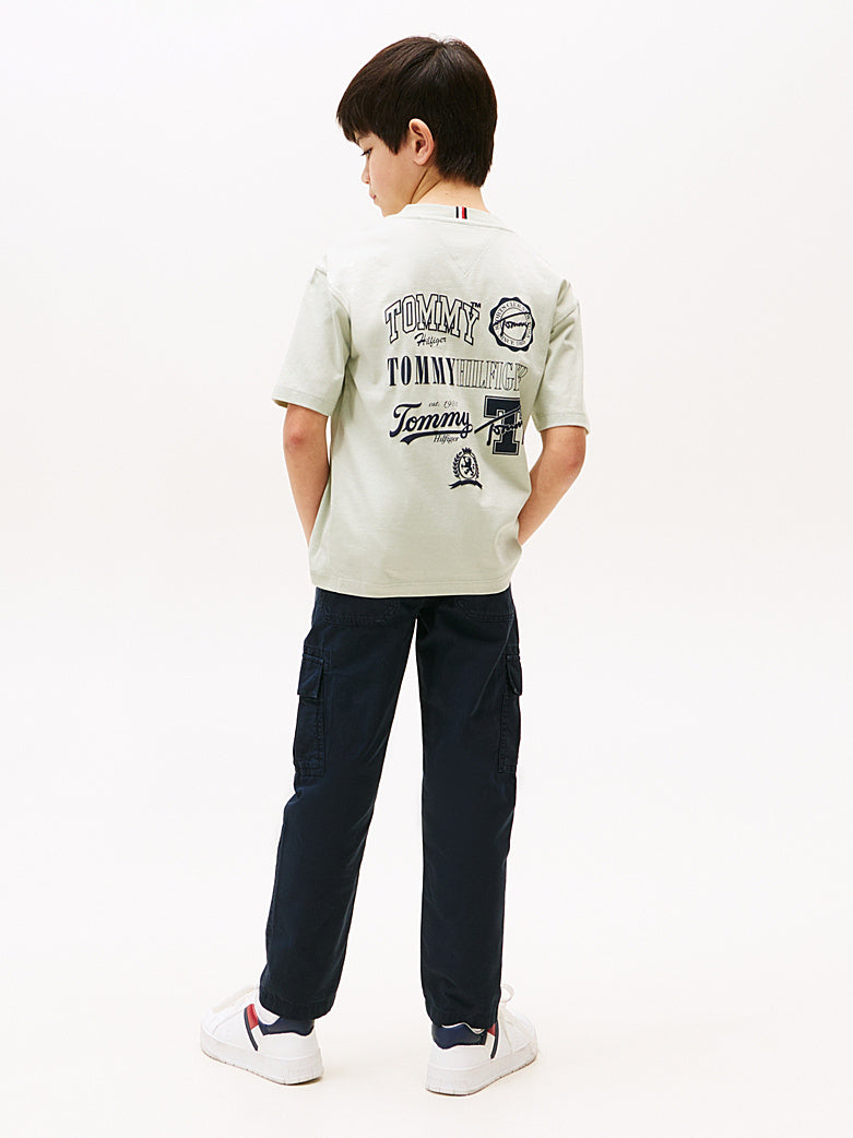 TOMMY HILFIGER NIÑO TSHIRT VARSITY GRAPHIC PRINT MISTY SAGE