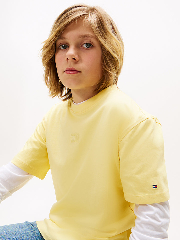 TOMMY HILFIGER NIÑO TSHIRT TONAL FLAG CITRONELLA