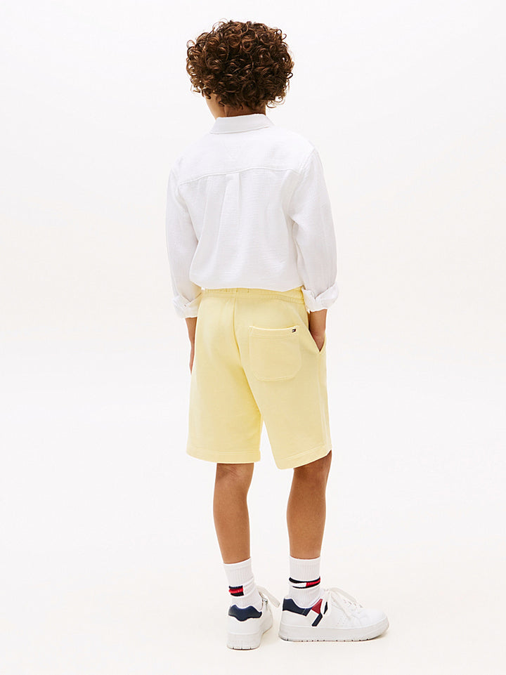 TOMMY HILFIGER NIÑO SHORT TONAL FLAG CITRONELLA