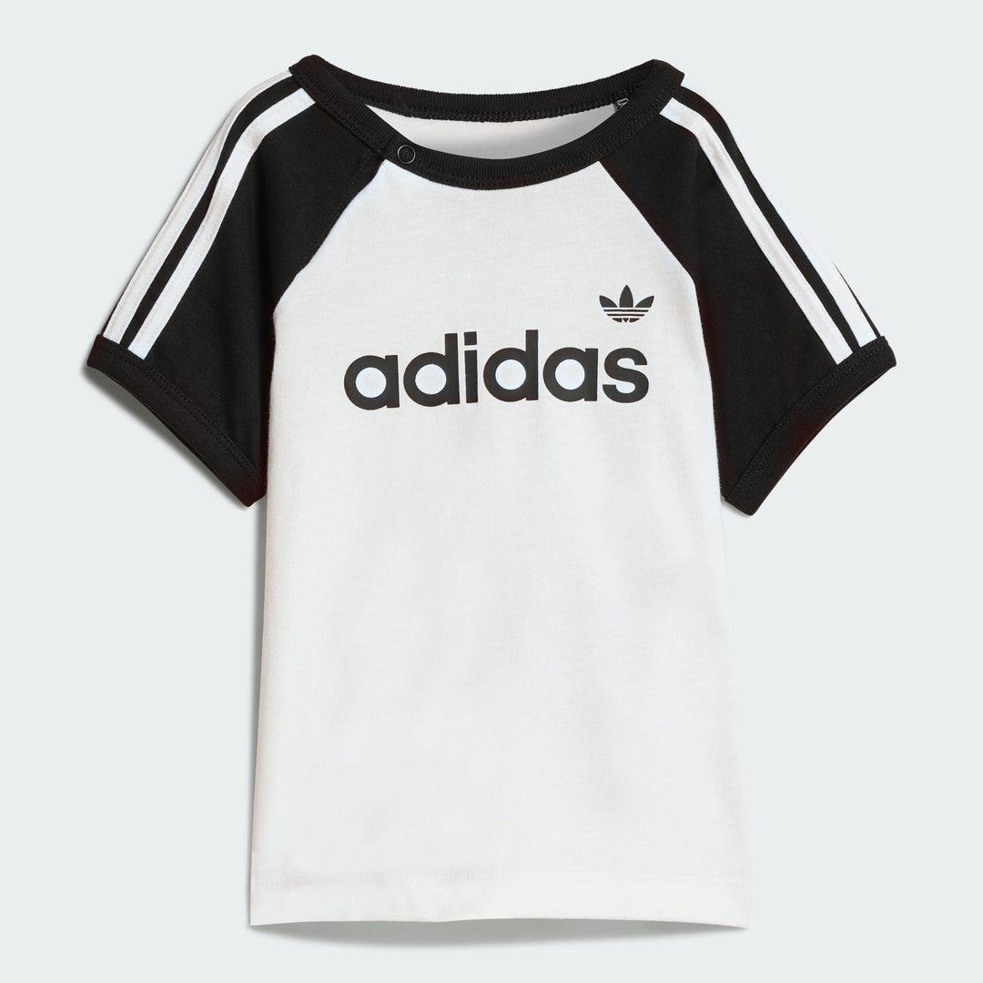 ADIDAS  NIÑO CONJ. DE SHORT CLASSIC SPORT