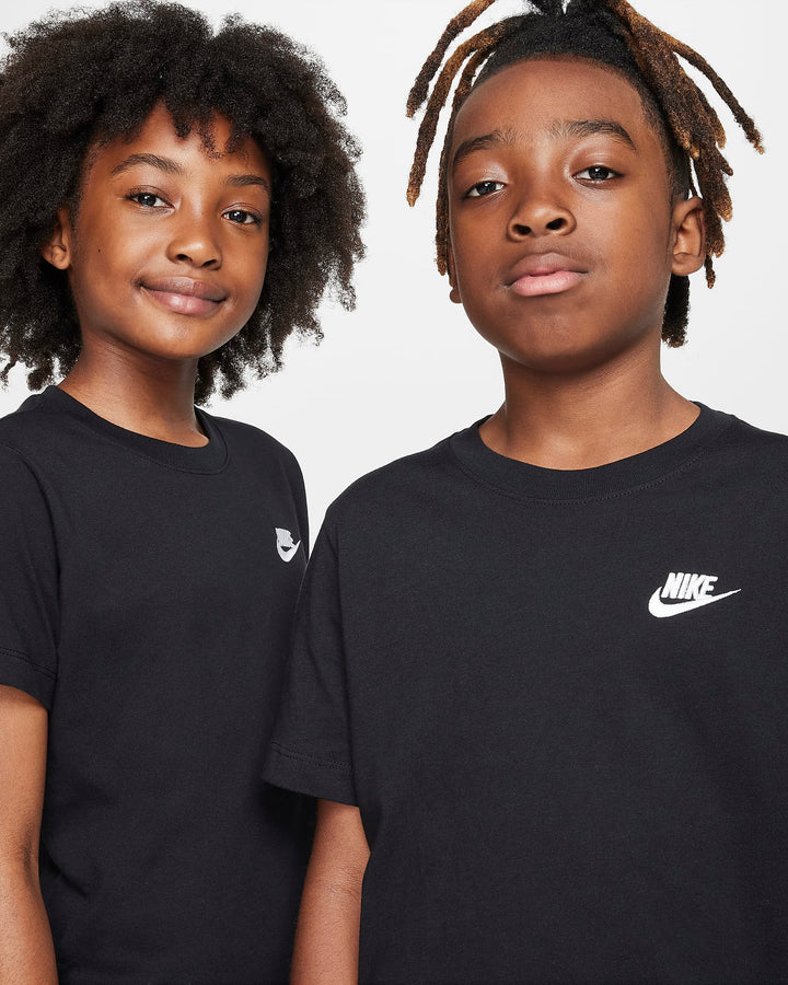 NIKE NIÑO TSHIRT K NSW EMB FUTURA LBR BLK