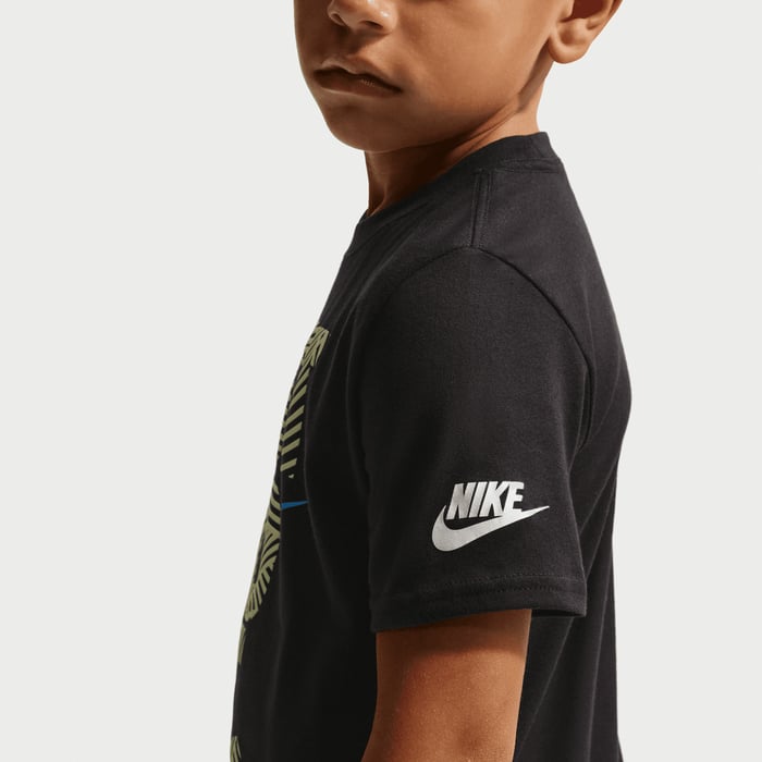 NIKE NIÑO TSHIRT IN THE ZONE GRAPHIC BLACK