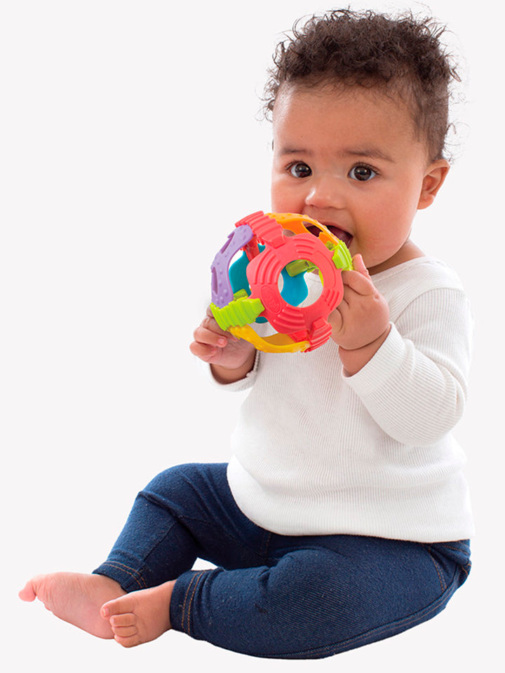PLAYGRO PELOTA SONAJERO CON FORMAS