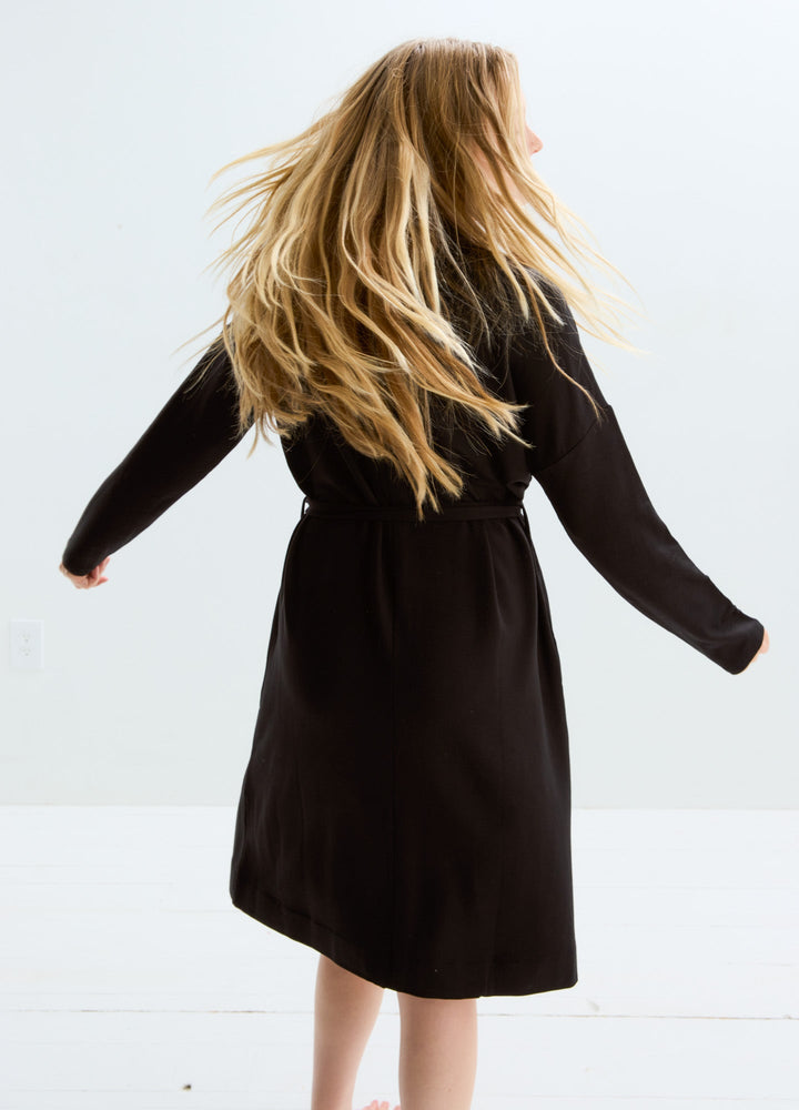 The Robe Black - largo completo