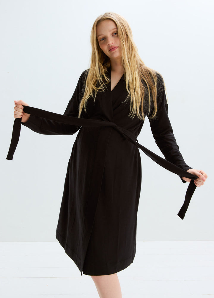 The Robe Black - vista posterior