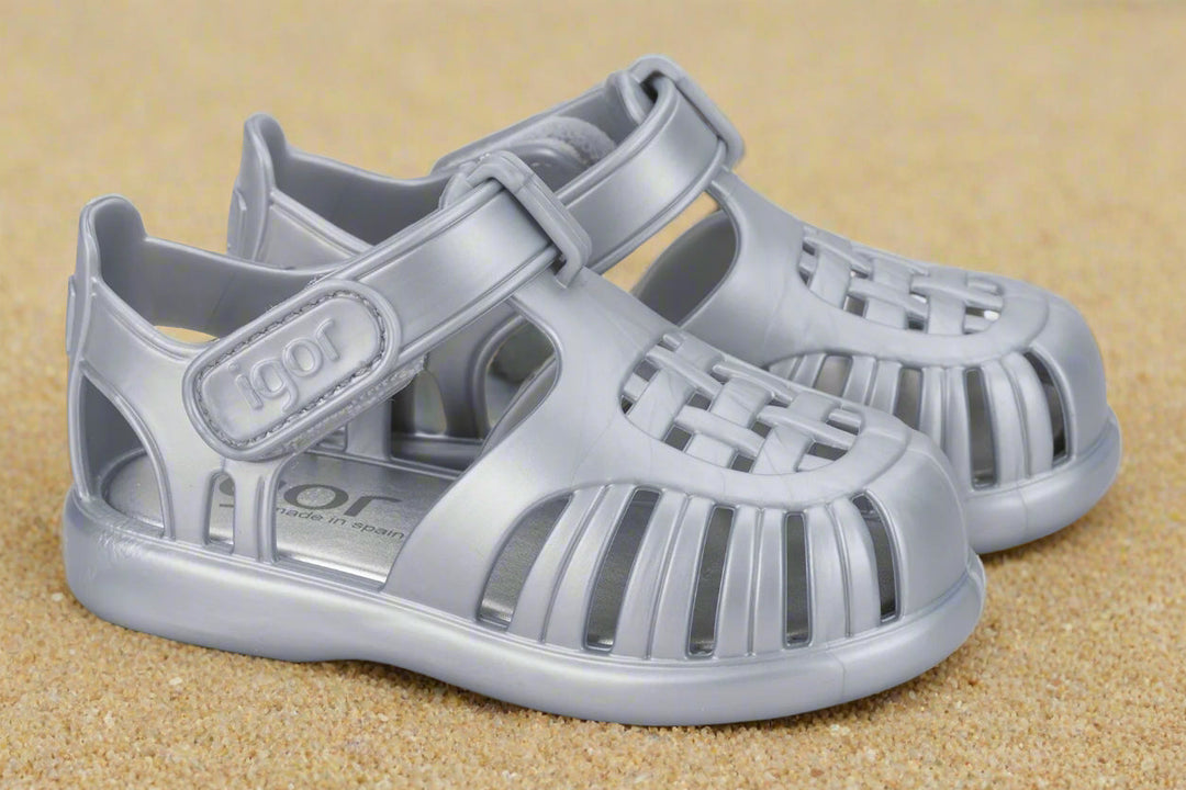 IGOR NIÑA SANDALIA TOBBY METAL PLATA