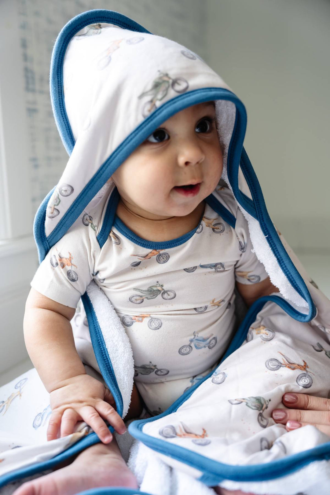 COPPER PEARL BEBE NIÑO TOALLA CON CAPUCHA RYDER PREMIUM