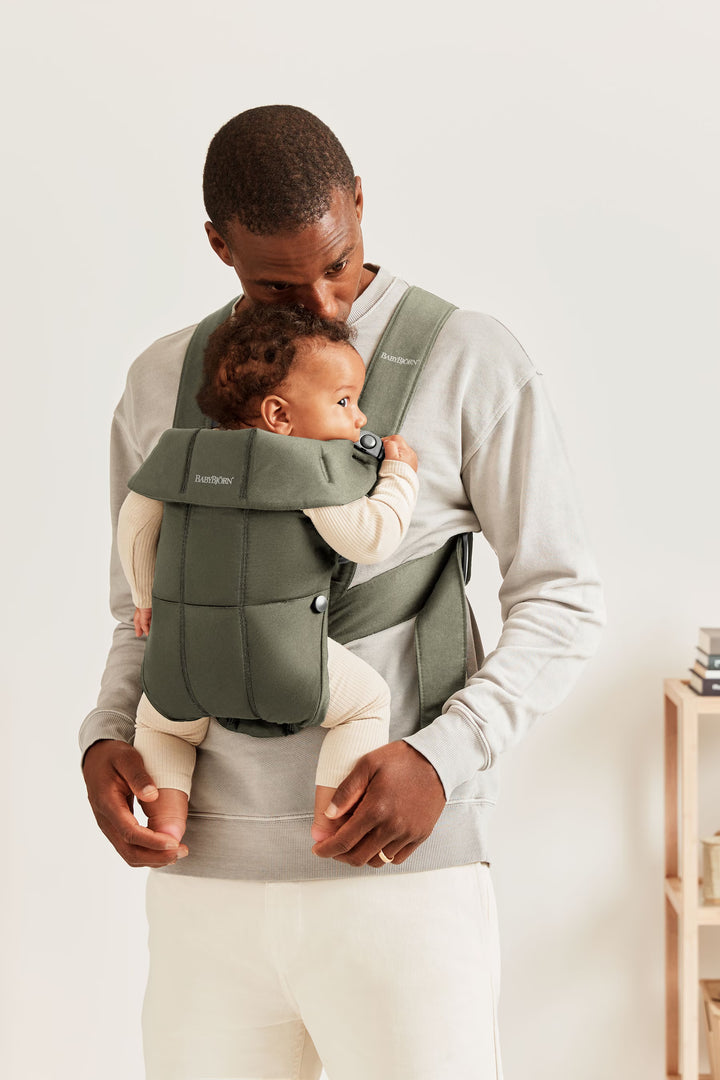 BABY BJORN CARGUERA MINI WOVEN DARK GREEN
