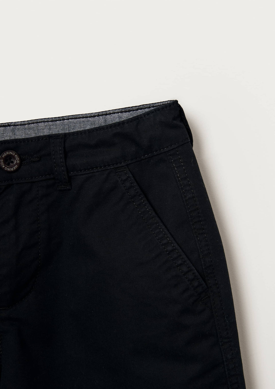 HERING NIÑO SHORT JEAN NEGRO