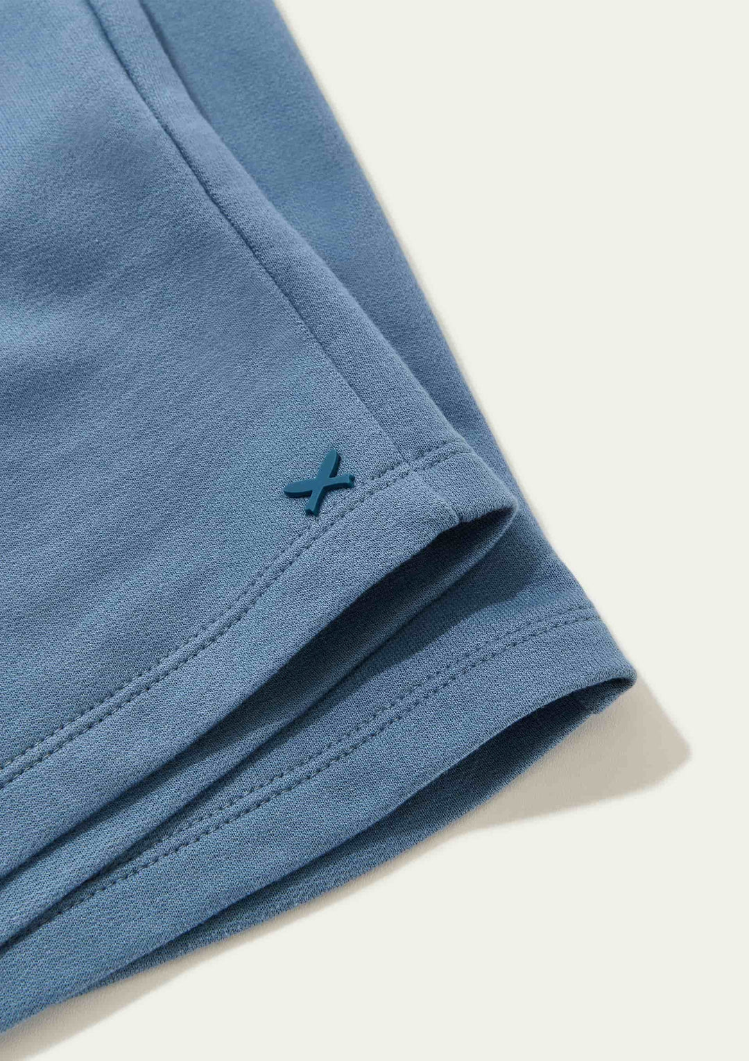 HERING NIÑO SHORT AZUL MEDIO