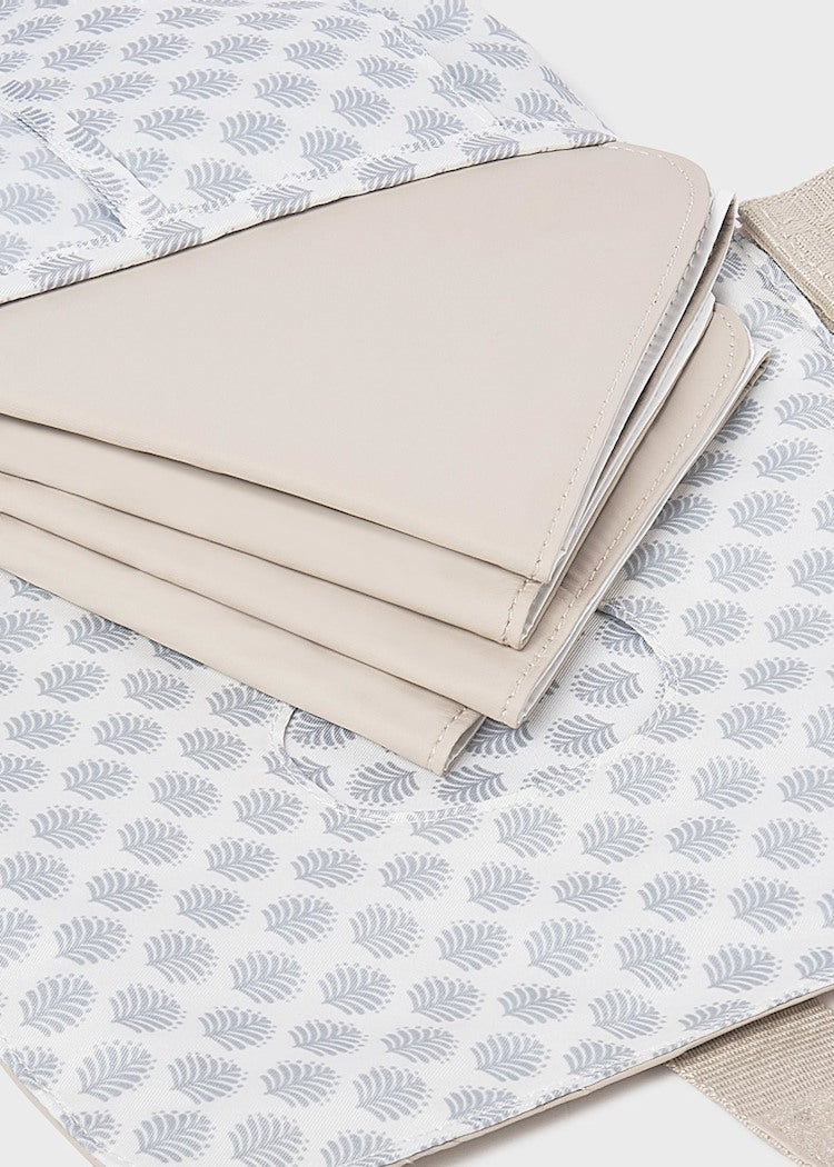 MAYORAL BOLSA Y CAMBIADOR PORTATIL BEIGE