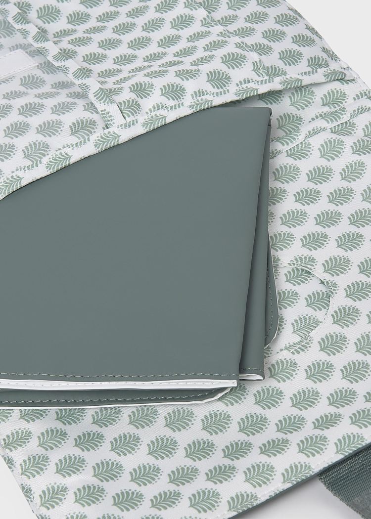 MAYORAL BOLSA Y CAMBIADOR PORTATIL GREEN