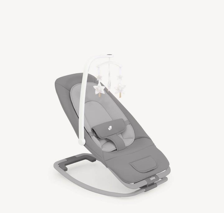 JOIE SILLA MECEDORA P/BEBE DREAMER ARCTIC
