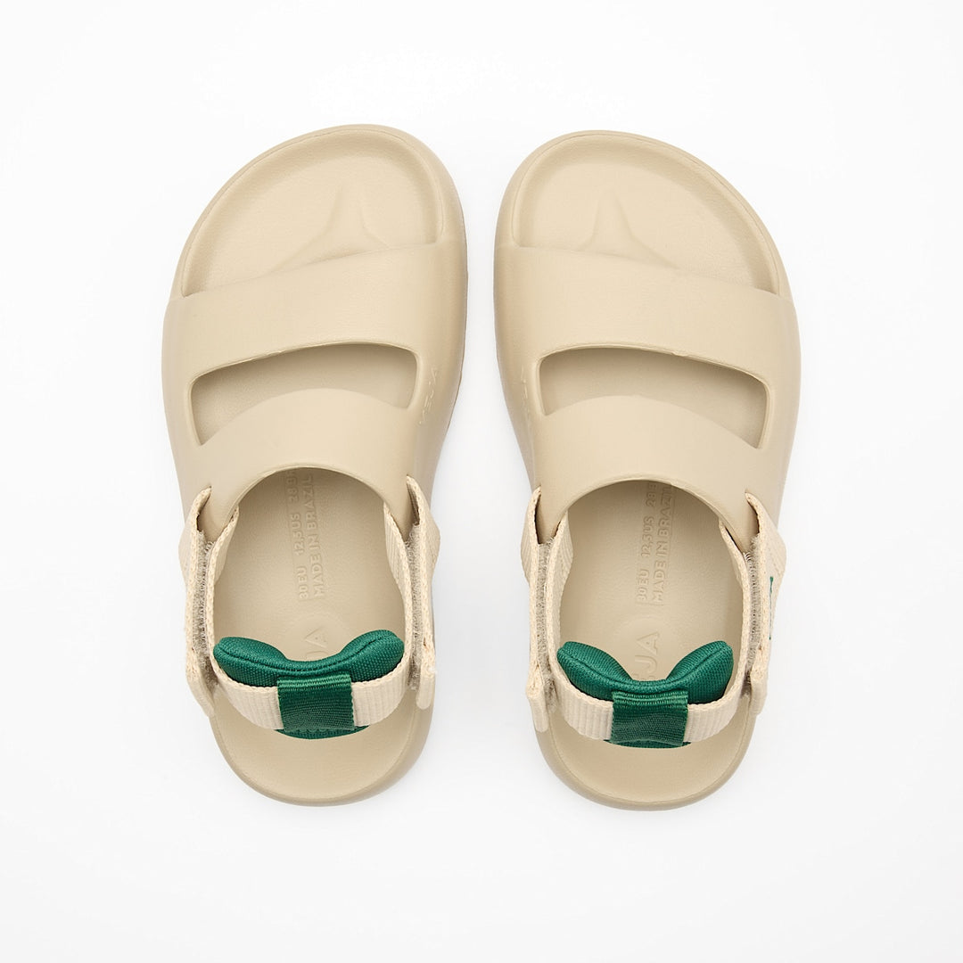 Veja Sandalia Mini Etna Lite Almond para Niño