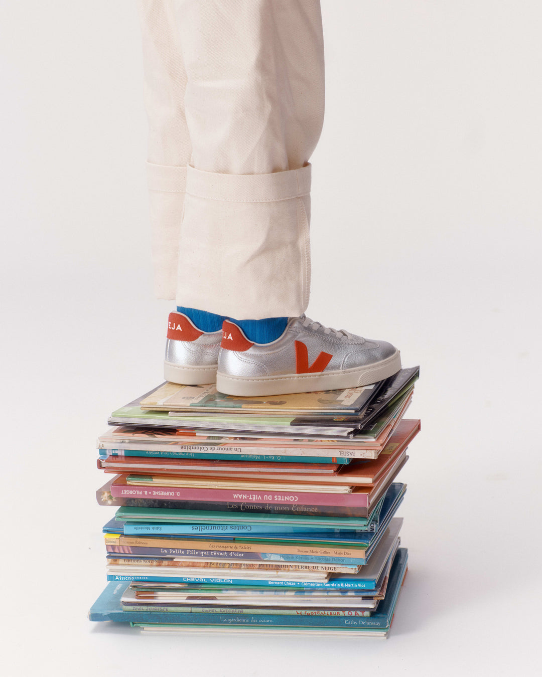 VEJA NIÑA ZAPATILLA VOLLEY O.T. SILVER/PEKIN