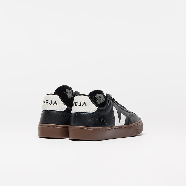 Veja Zapatilla Small Volley Black White Bark para Niño