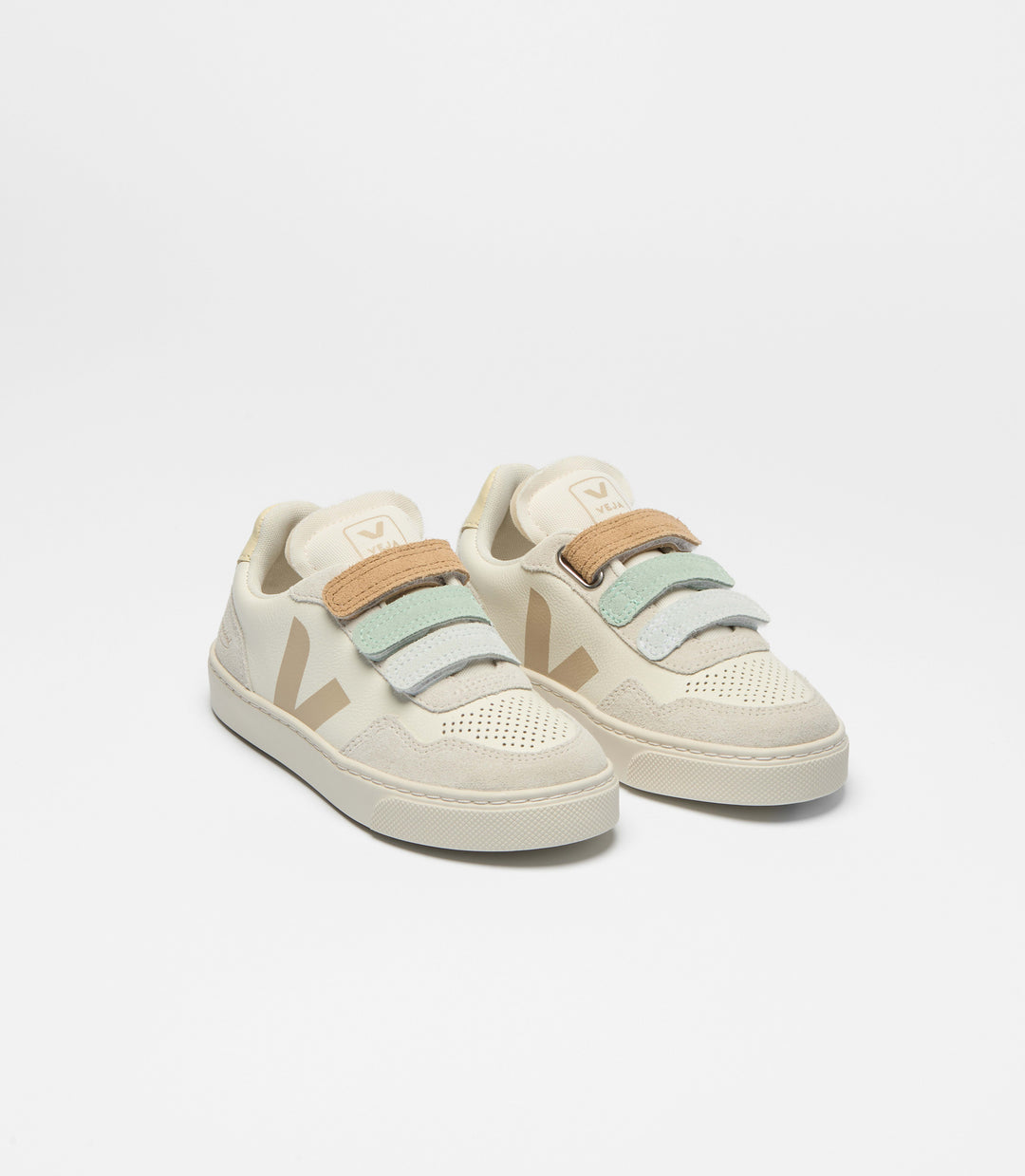 VEJA ZAPATILLA V-90 LEATHER  BONPOINT PURE/ALM